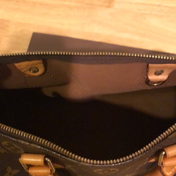 Louis Vuitton Speedy Handbag Monogram canvas brown color very good condition - Picture 12 of 16